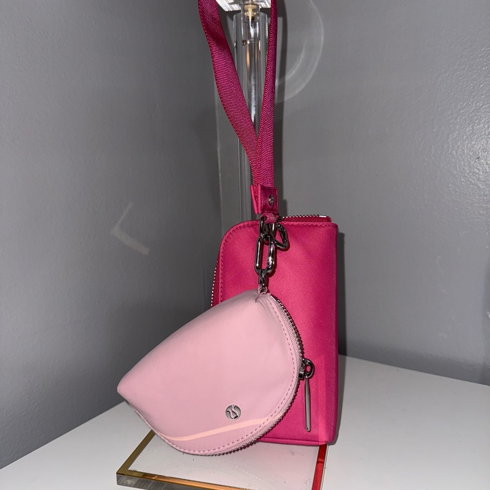 Lululemon Dual Pouch Wristlet Wallet Pink and Light - Picture 10 of 10